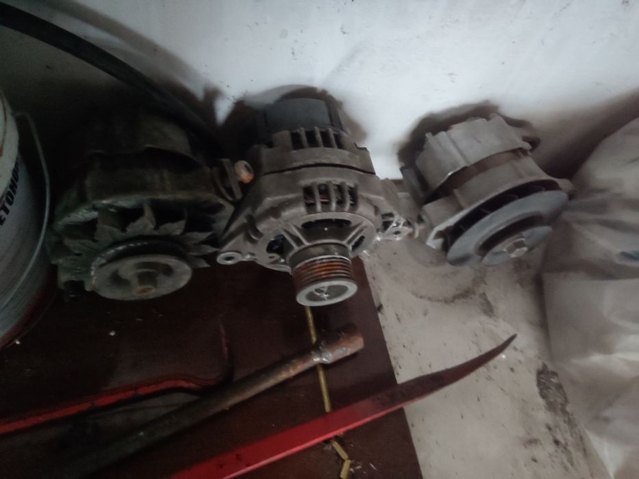 Продам двигател, карбюратор генератор и по мелочи на ваз 2108-14