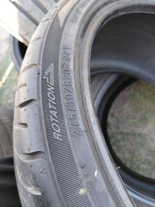 275/30/20" Kumho 2бр.гуми