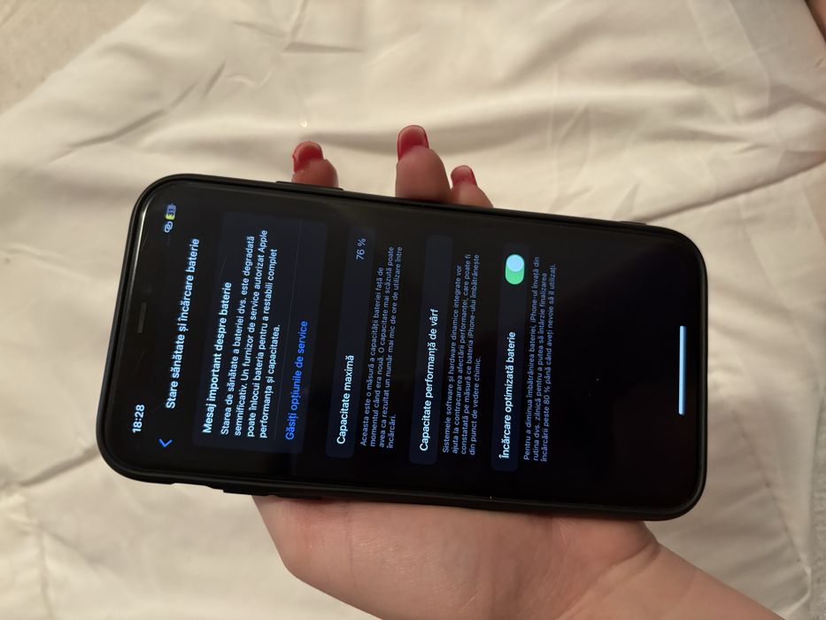 vand iphone 11 in stare buna