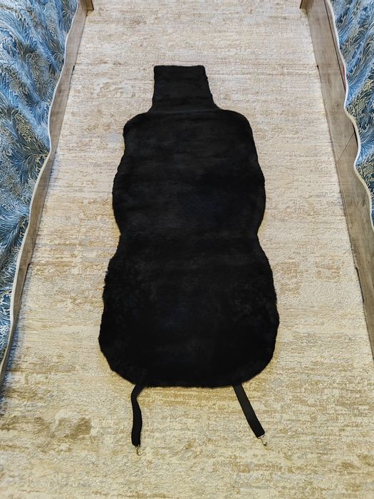 Продам авто-накидку 1 шт.овчина.