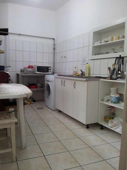 Camera 1 băiat, in vila, zona Vitan - Mihai Bravu