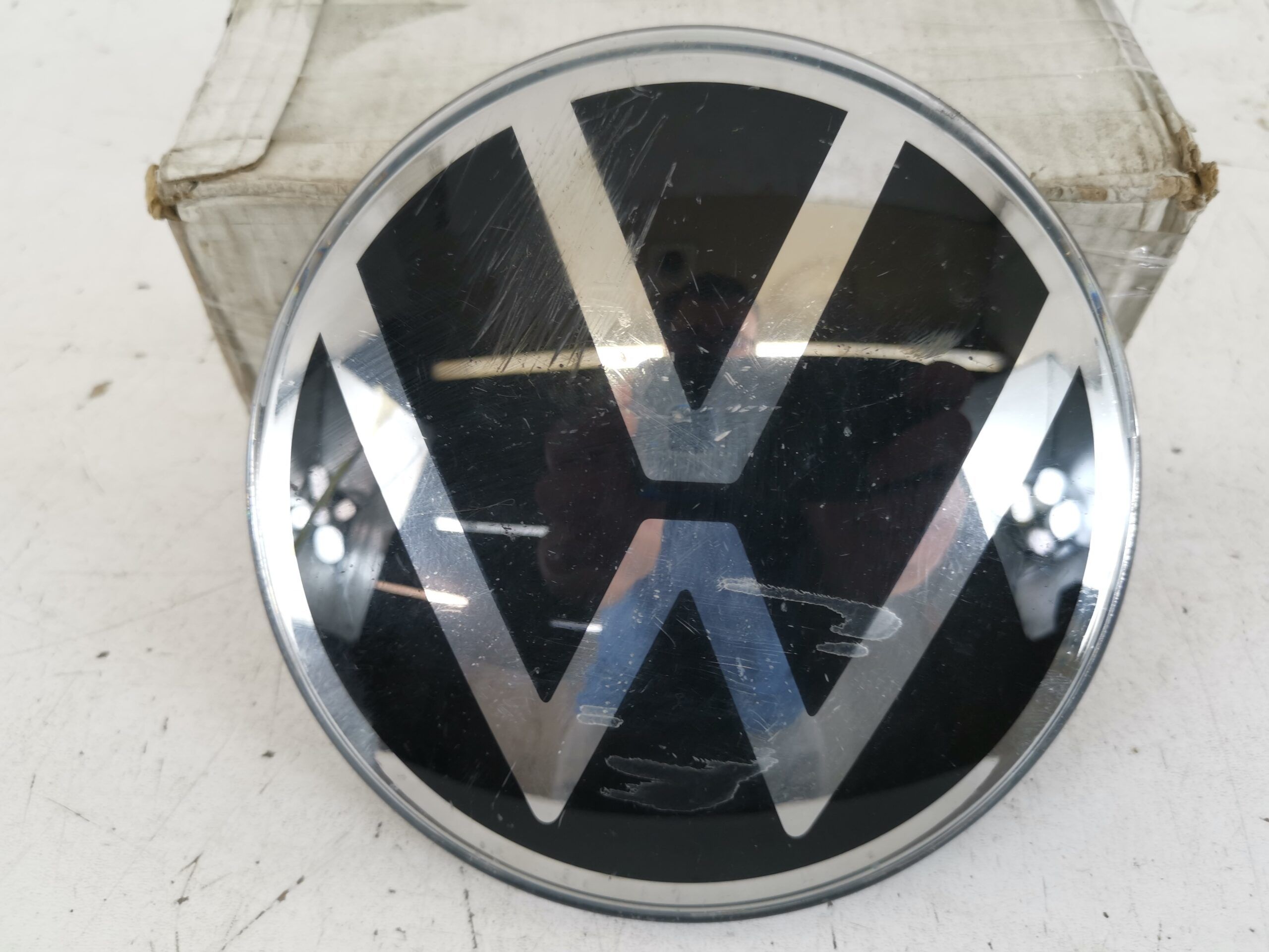 Емблема Sigla Distronic централна решетка Volkswagen VW Тигуан / Volks