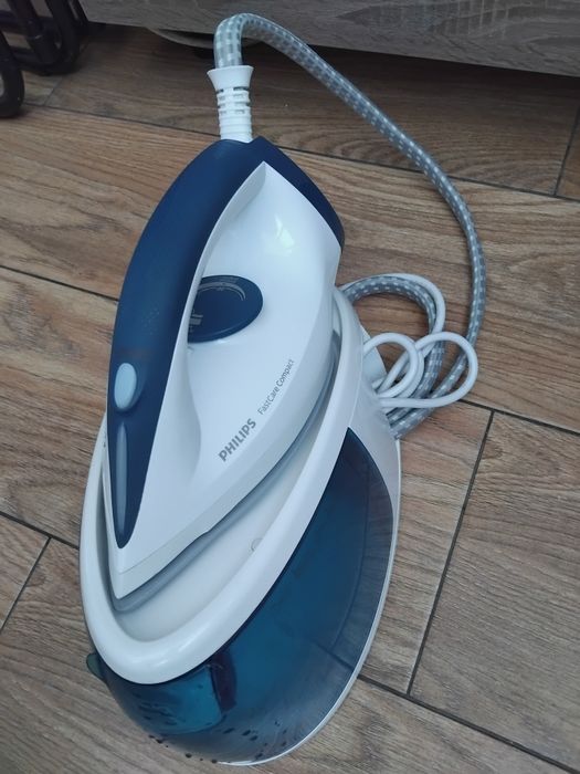 Statie calcat- Philips FastCare Compact, 2400 W, Talpa Ceramica