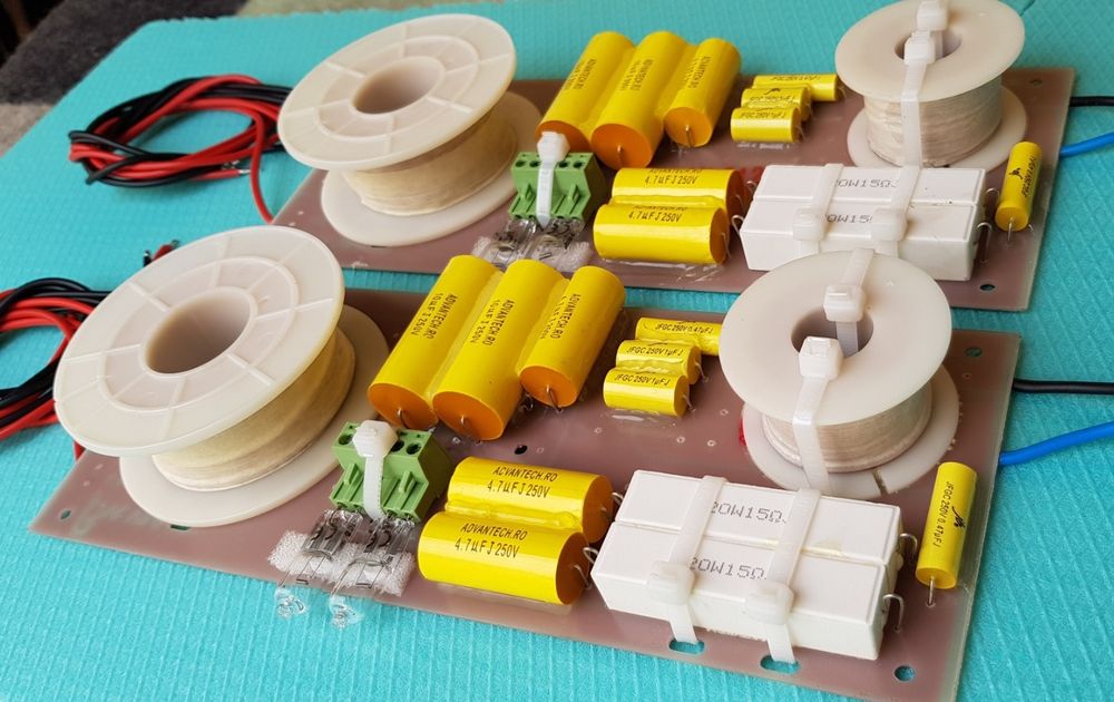 Filtru filtre audio crossover boxe Dynacord VL212 VL 212 top fx12 XA