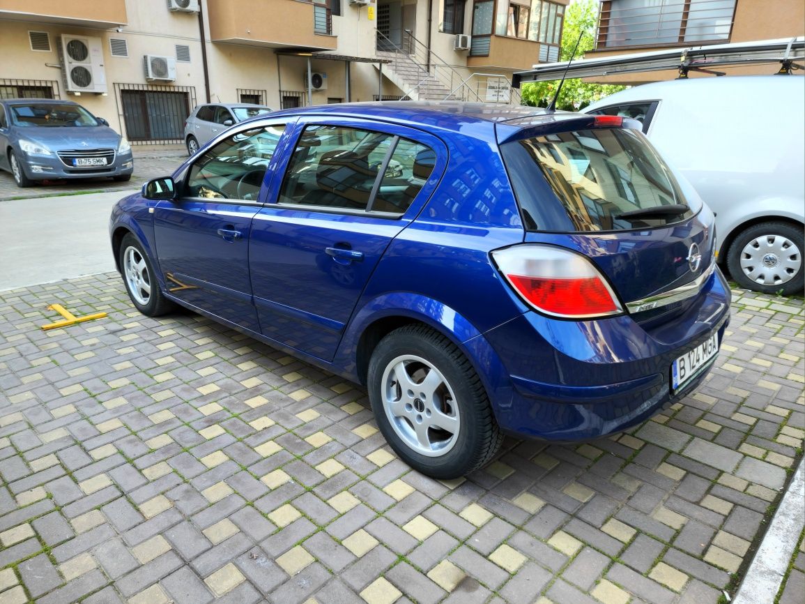 Vând Opel astra H An 2006 Motor 1.7CDTI Diesel 6 Trepte proprietar