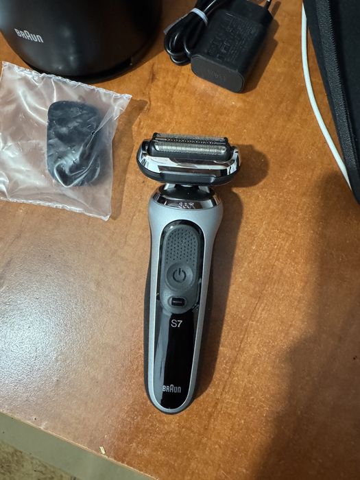 Aparat de ras/ Trimmer Braun Serie 7 71-S7200CC
