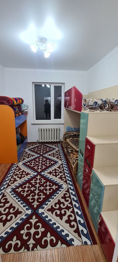 4 бөлмелі жер үй жалға беремін