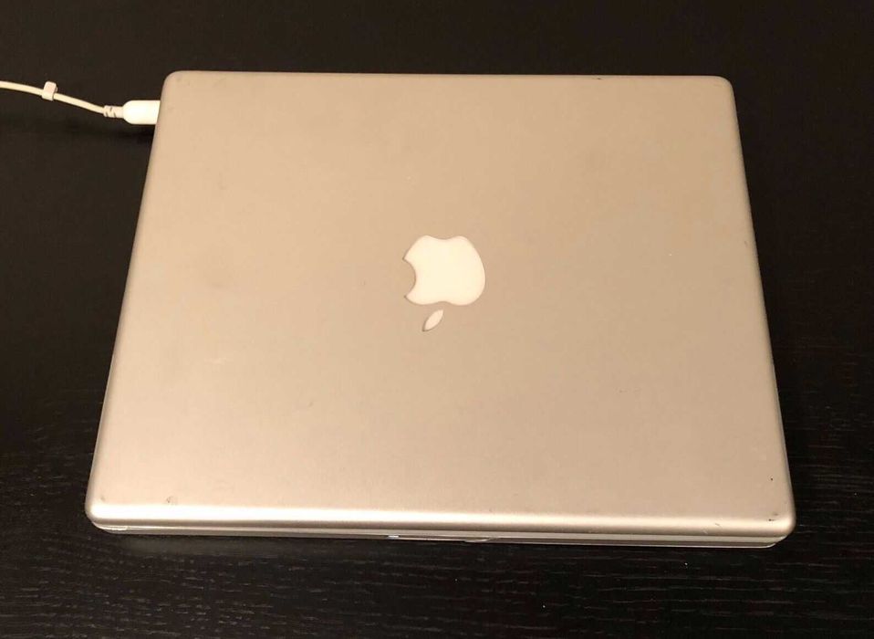 Laptop colectie Apple 12" PowerBook G4 A1104 2005 functional instalat