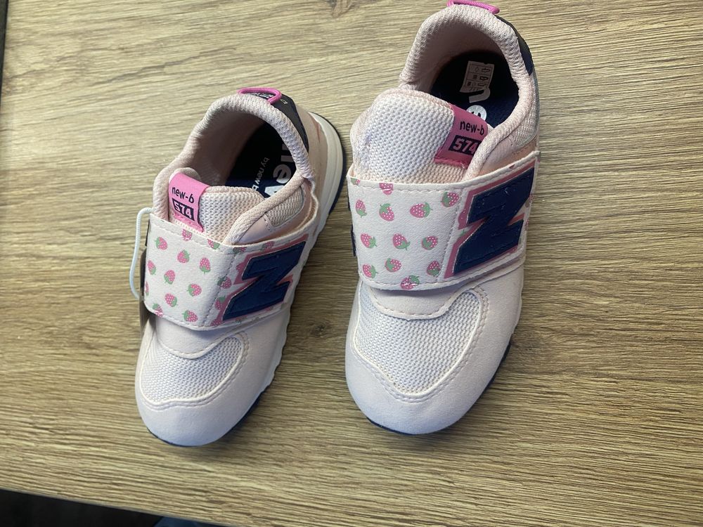 Детски обувки за момиче пролет/ лято/есен New Balance