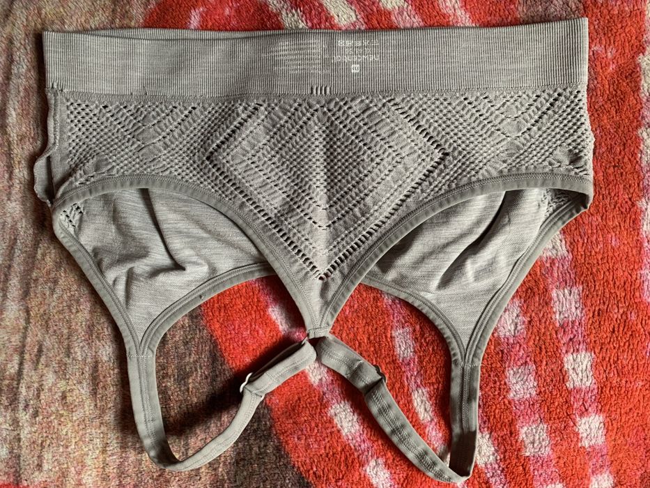 Bustiera culoare gri marimea xl