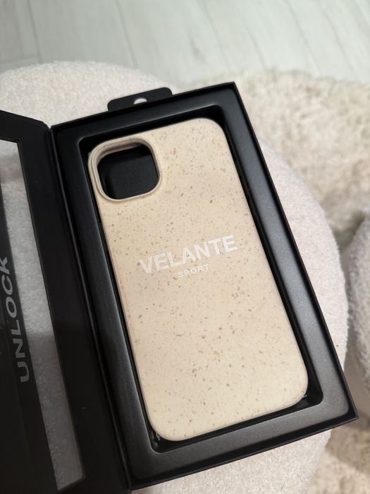 Huse iphone 15 plus (cea crem)