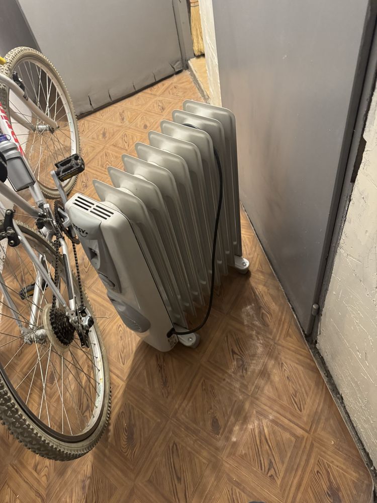Маслен радиатор на Tesy 2500w