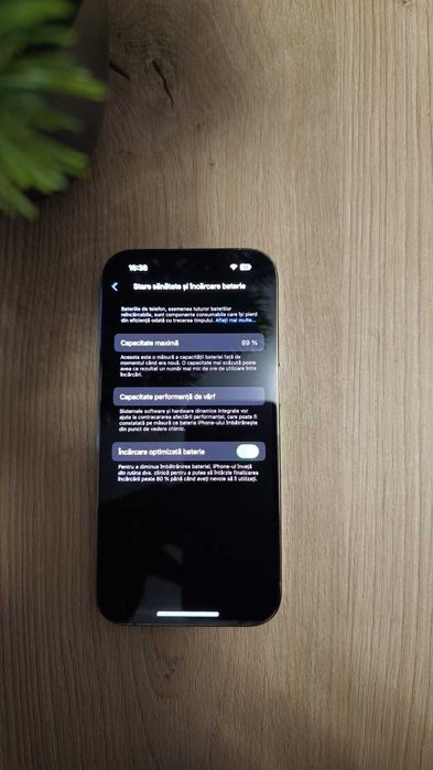 iPhone 14 Pro 256 GB Gold – impecabil, baterie 89%, fără zgârieturi