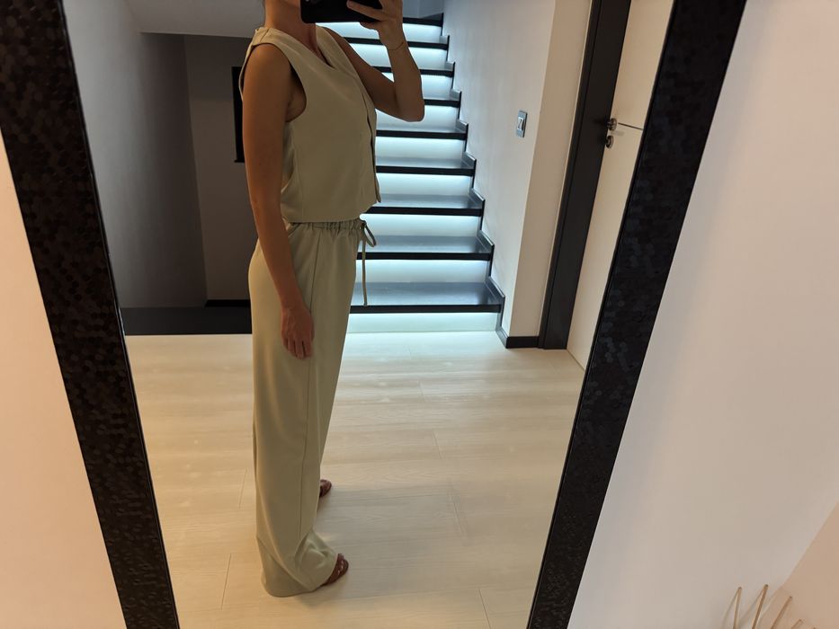 Compleu din doua piese gri