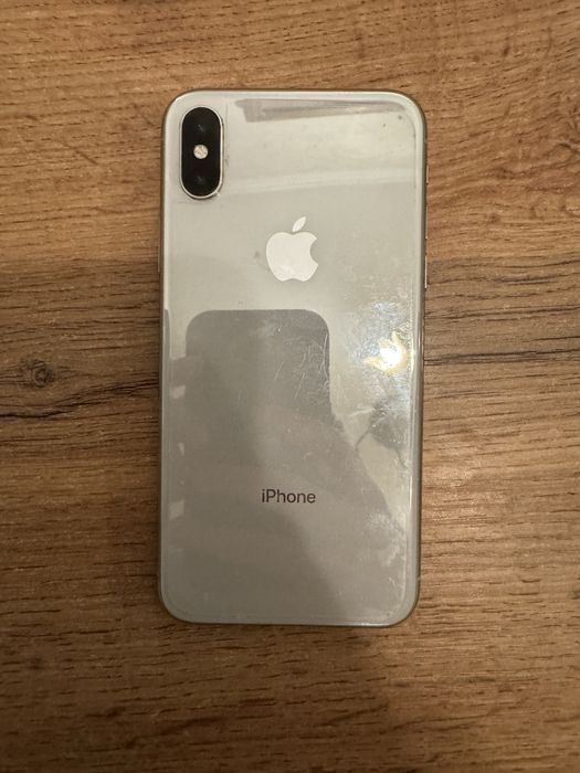 Продам айфон х.