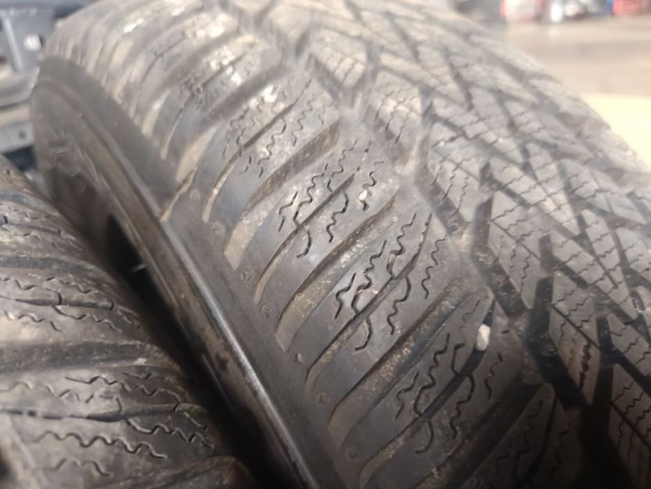 Anvelope iarna 195 60 15