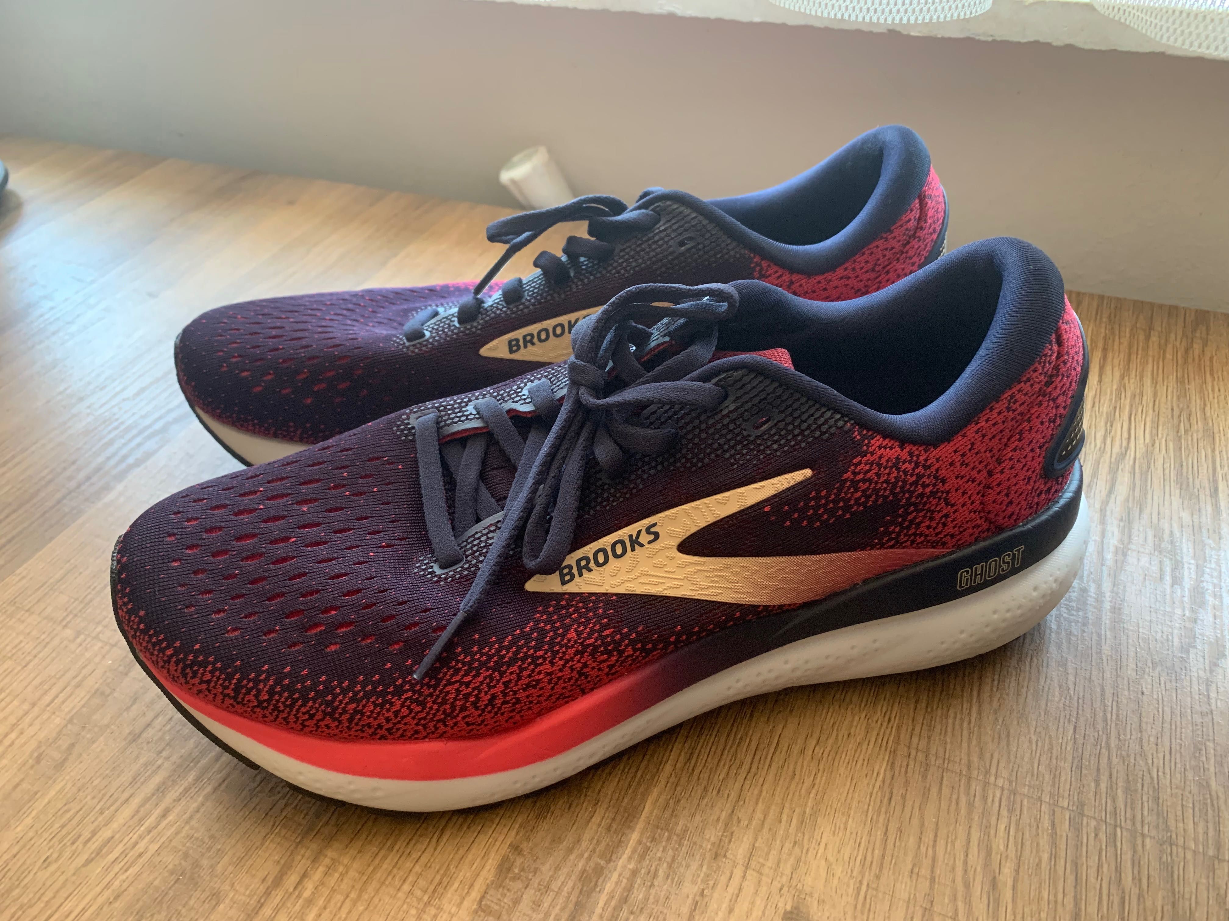 Чисто нови маратонки Brooks