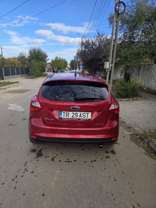 Ford Focus MK3 Titanium 1.6 Benzina 182CP