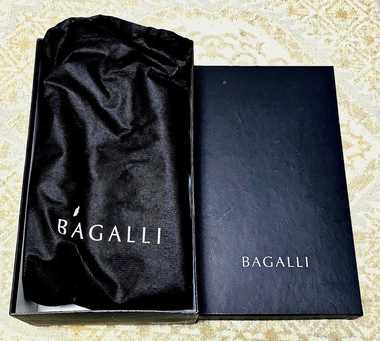 Продам натуральную кожаную зимнюю обувь Bagalli