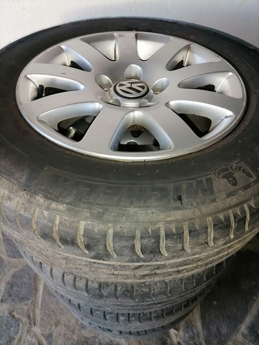 Jante din aliaj aluminiu wolkswagen complete cu anvelope vara