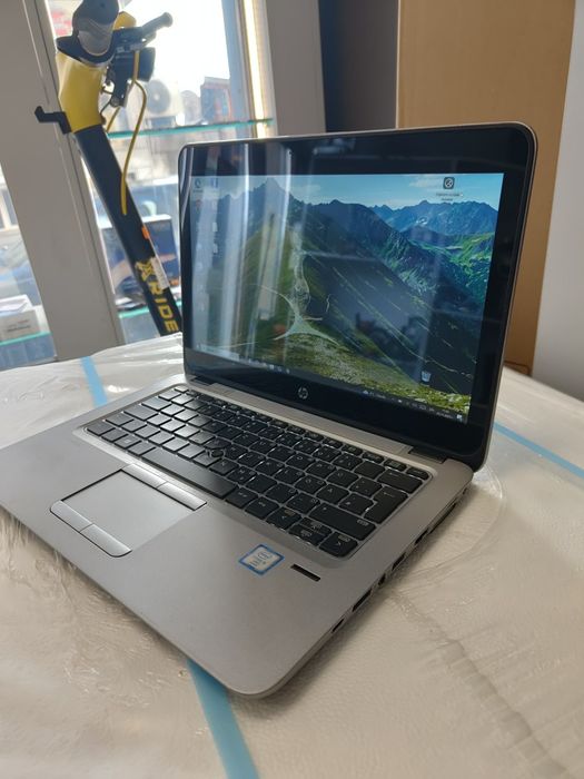 HP EliteBook 820 G3