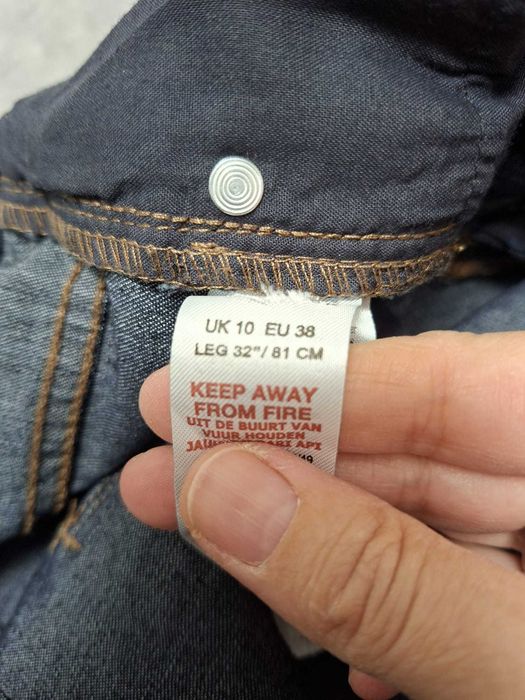 Blugi dama evazati NEW LOOK marimea 38