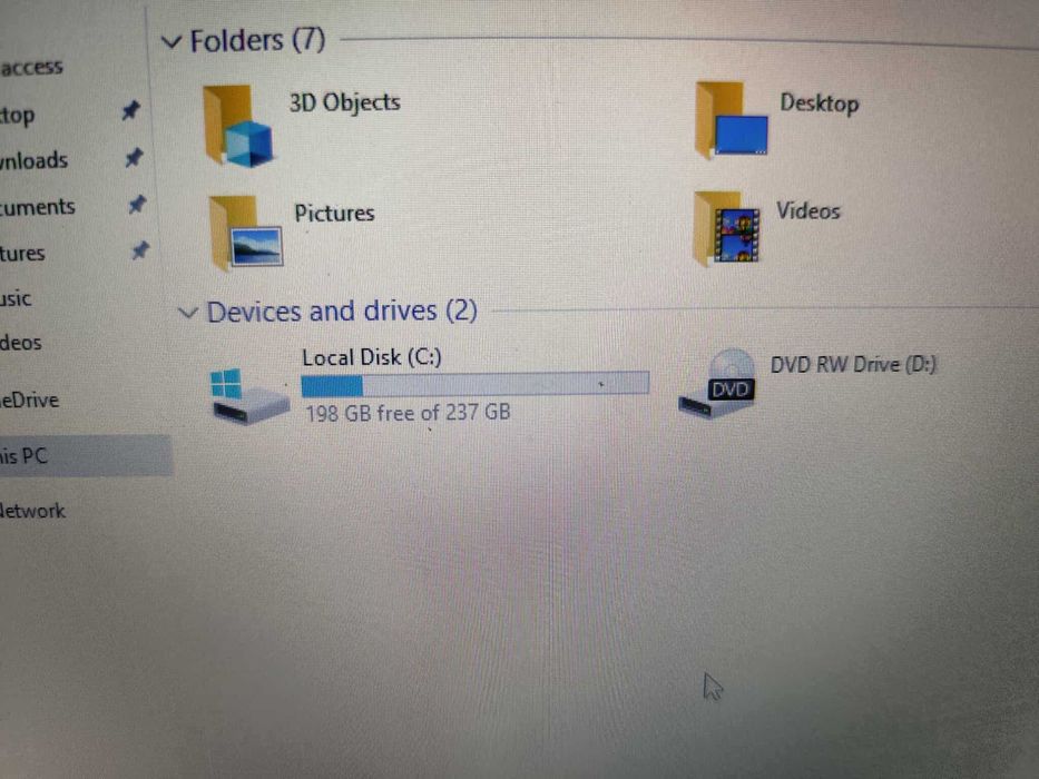 Laptop Dell Vostro 3700 I3, 4Gb Ram, ssd nou 240Gb, Garantie! Schimb!