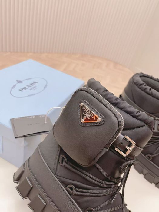 Apreschiuri Prada - 37 si 39