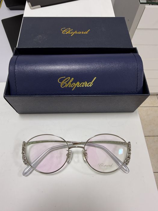 Стильная оправа от Chopard