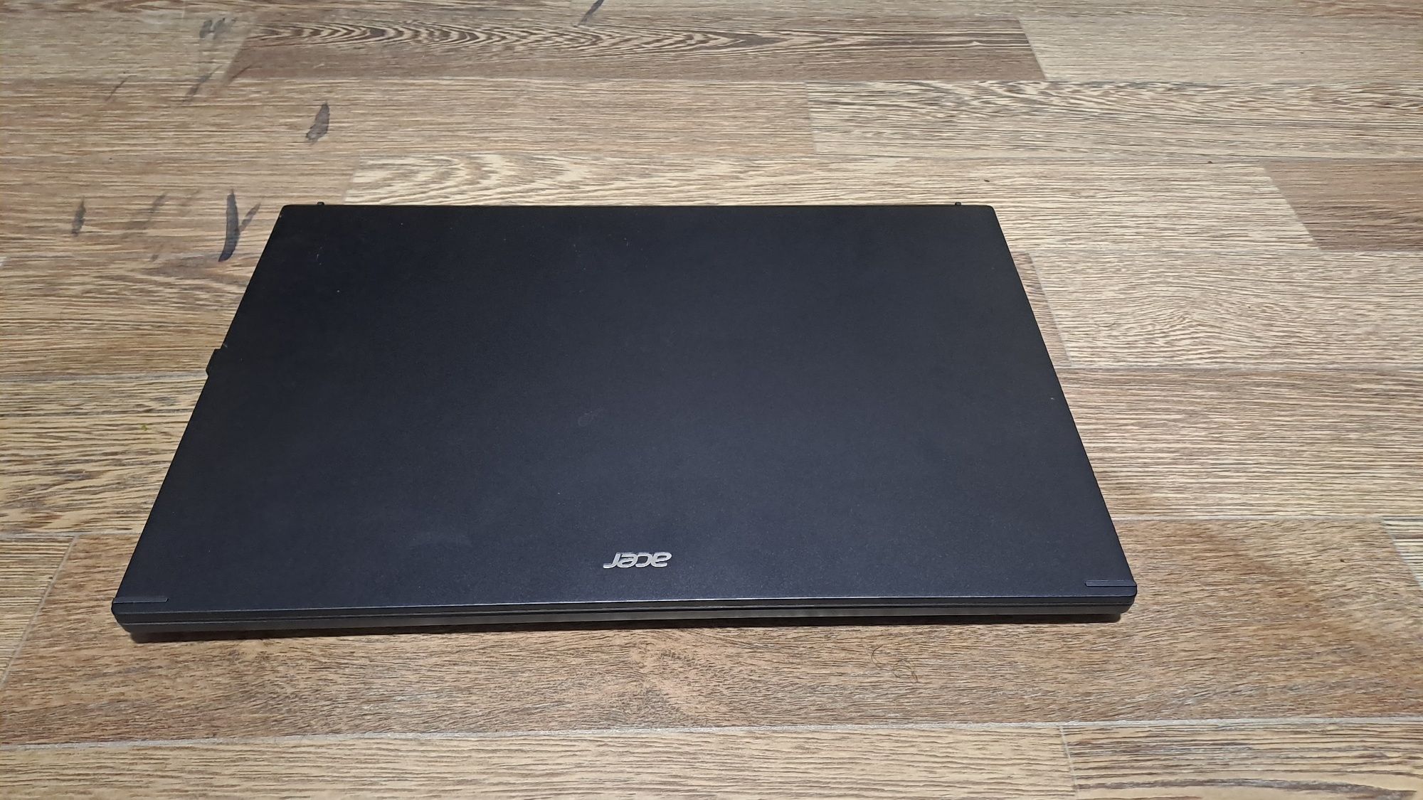 Acer Aspire A715-51G 8/512