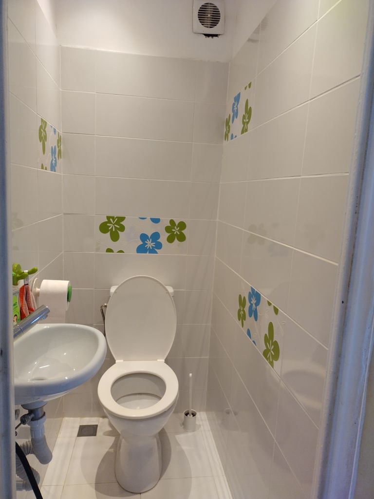 Продава се Тристаен апартамент в София, Надежда 1 - 91 кв.м за 1968 €/кв.м - Снимка #10