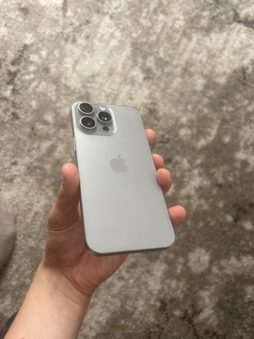Iphone 15 Pro Max Titan
