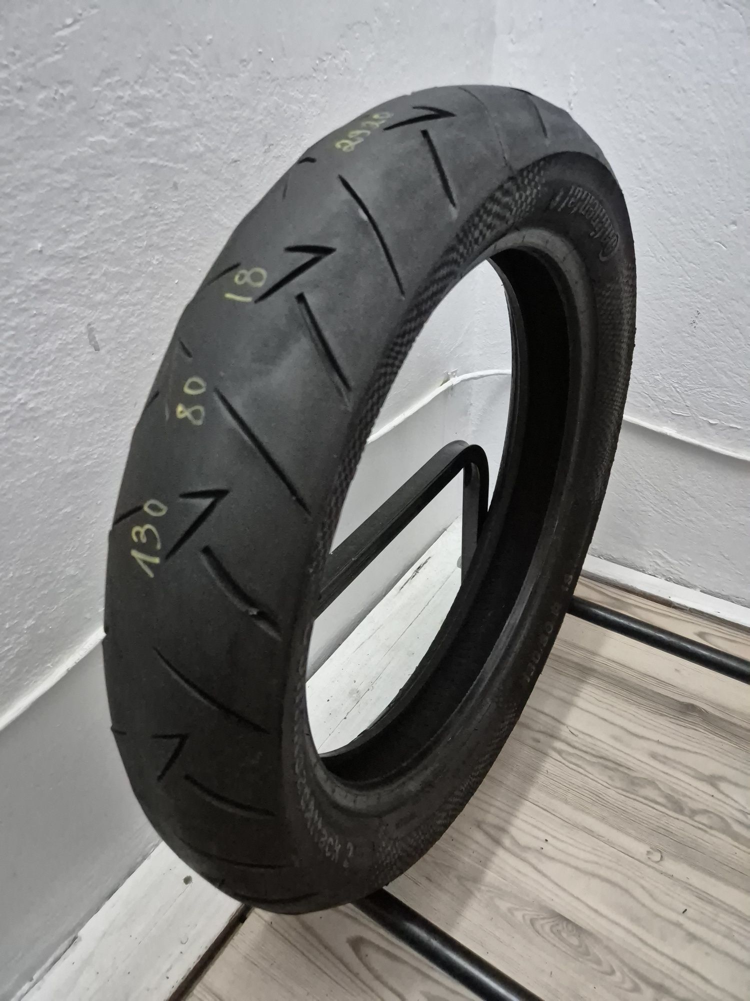 Anvelopa moto 130 80 18 Continental contiroadattack 2 dot 2920