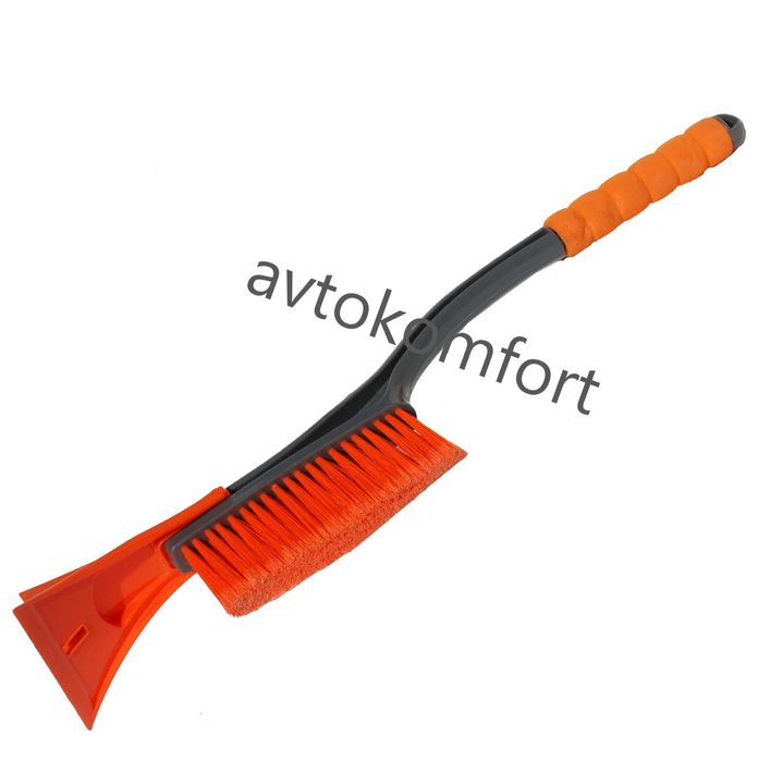 Четка Стъргалка За сняг И Лед За Автомобилно Стъкло С Код М 11-176