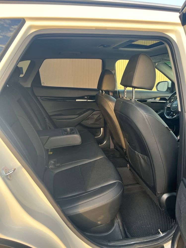 Kia Seltos 2023 4 pozitsiya Full