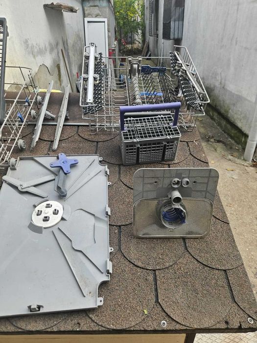 Masina spalat vase Beko DFN28321W (piese)