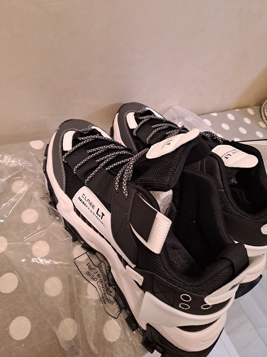 Маратонки оригинални