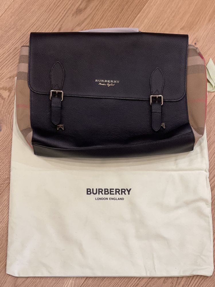 Burberry Чанта