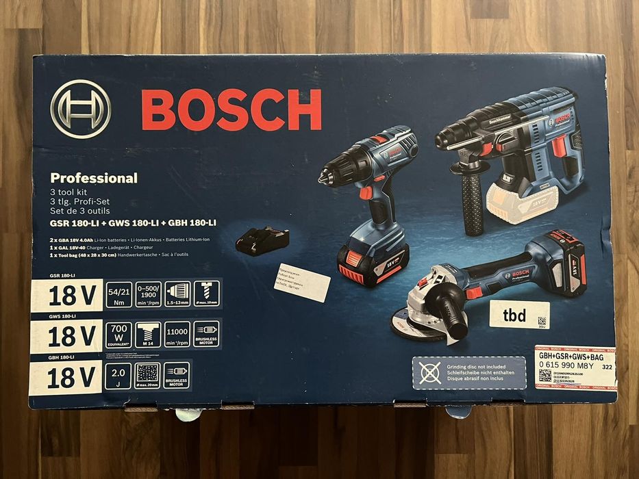 Продавам чисто нов комплект инструменти BoSCH