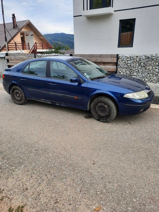 Dezmembrez Renault laguna 2 moror 1,9 din 2004