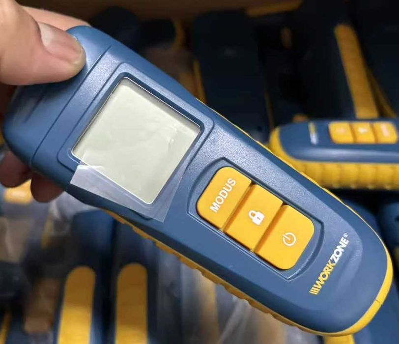 Измеритель влажности древесных материалов