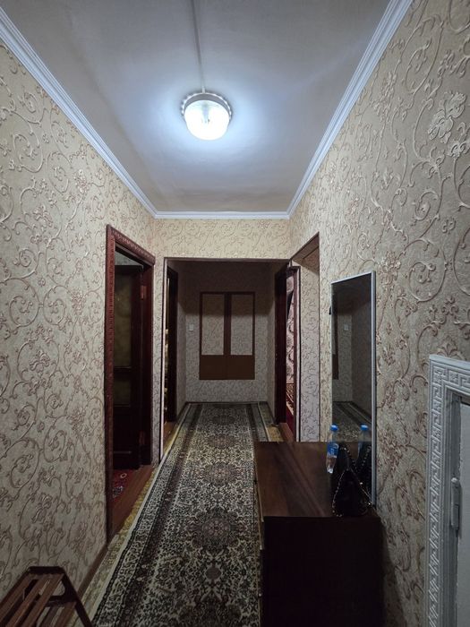 3 xonali kvartira sotiladi