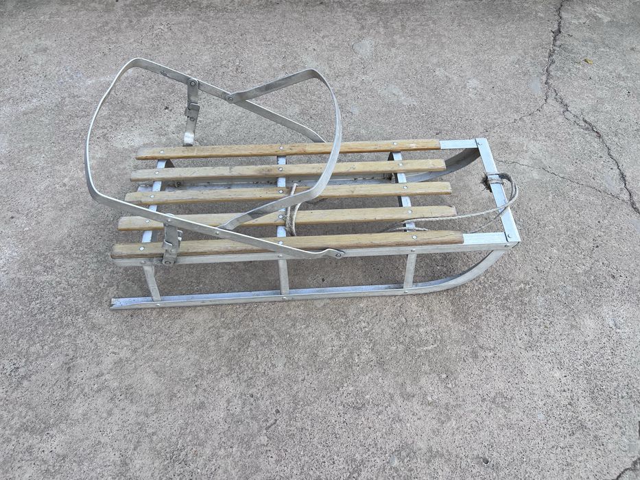 продаётся санки СССР в отличном состоянии