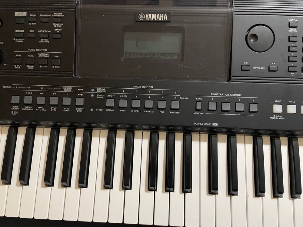 Синтезатор YAMAHA Psr-EW410