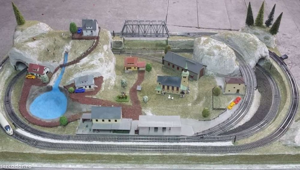 Macheta diorama tren