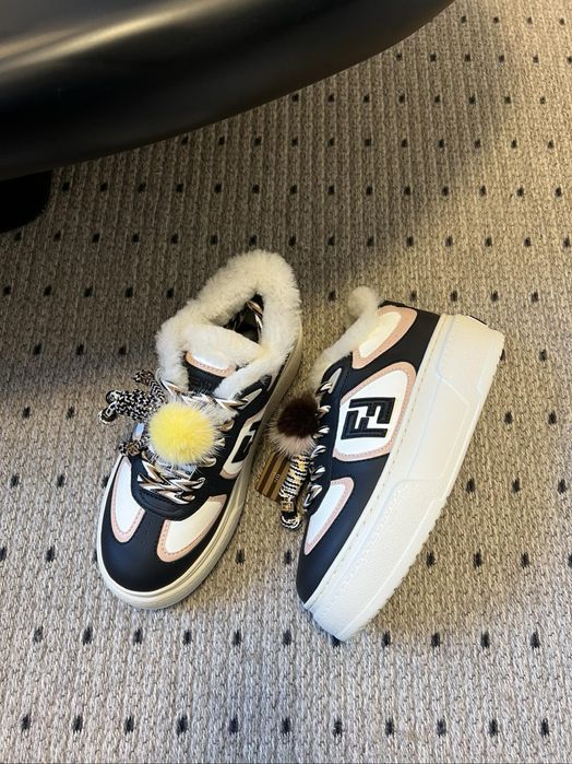 Adidasi Fendi , calitate premium , noi , pe comanda , 36