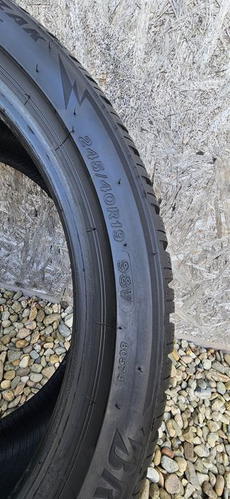 Anvelope Bridgestone Blizzak LM005 M+S 245/40 R19 98V XL