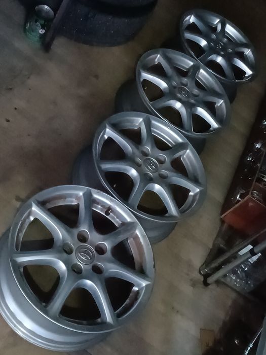 R-17. Привозной оригинал 5/114,3 Тойота Эстима и т д.