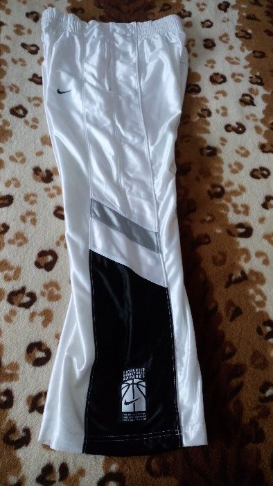 treining nike+tricou+blugi