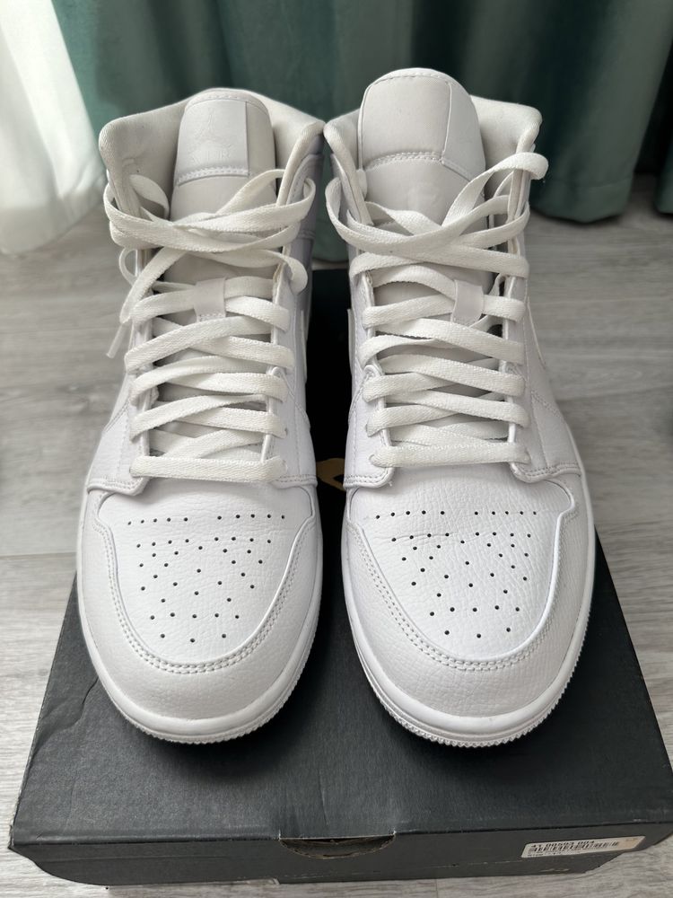 Air Jordan 1 white